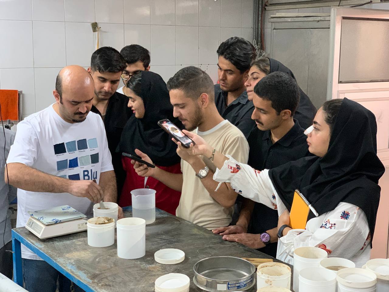 آزمایشگاه عمیران